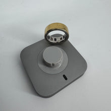 Load image into Gallery viewer, Oura Ring Gen 4 Size 7 Gold &amp; Charging Base
