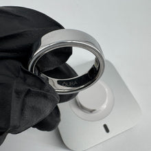 Load image into Gallery viewer, Oura Ring Gen 5 Size 10 - Silver
